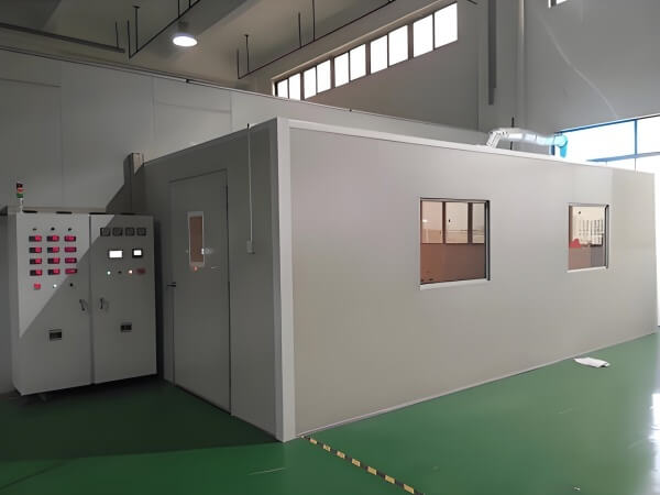 黃南高溫<a href=http://www.zzlcznkj.com/ target=_blank class=infotextkey>老化房生產(chǎn)廠家</a> - 專業(yè)高溫老化房報價 - 高性價比廠家價格解析